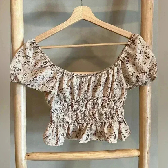 ✨NWT Moa Moa XS Smocked Y2K Ruffle Crop Top Puff Short Sleeve Floral Babydoll - Picture 2 of 7